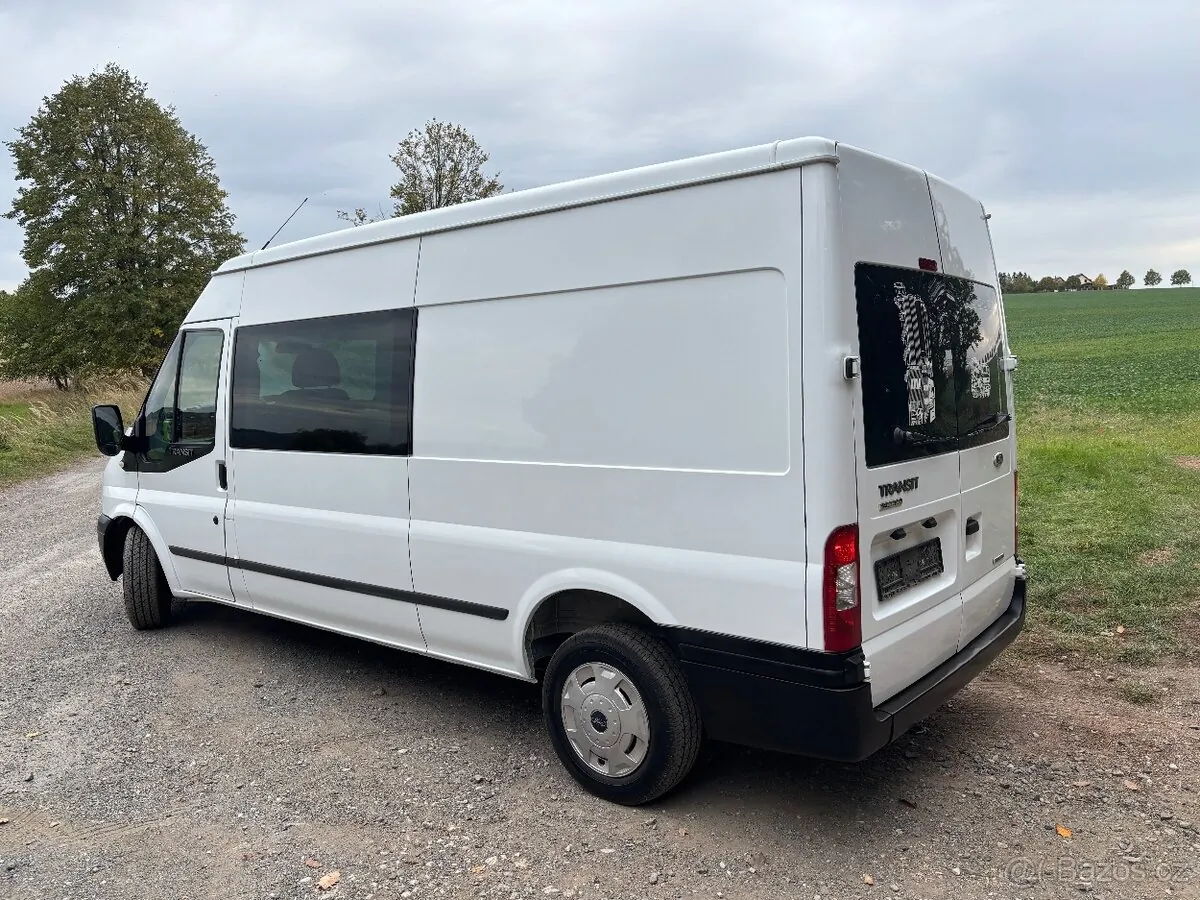 Ford Transit 300 2012 photo 2
