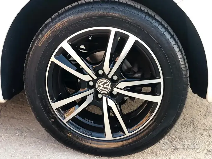 Volkswagen Beetle 2006 photo 3