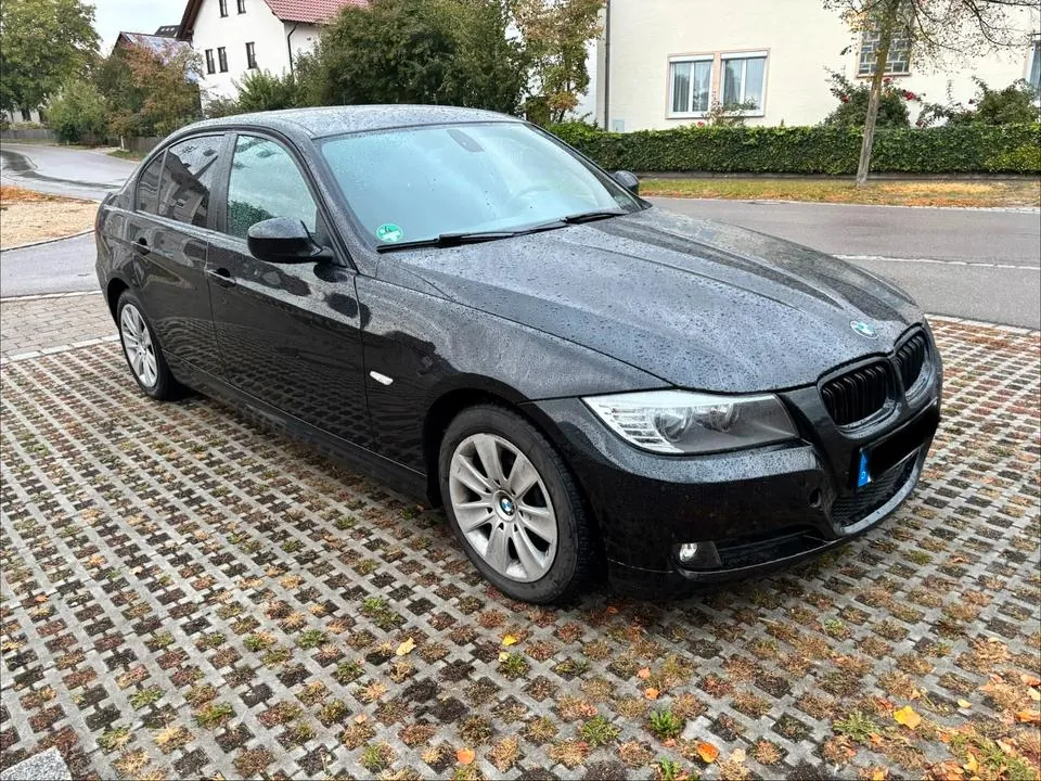 BMW E90
