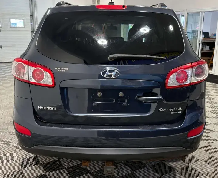 Hyundai Santa Fe 2011 photo 4
