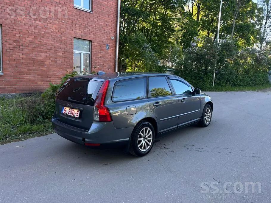 Volvo V50 2008 photo 5