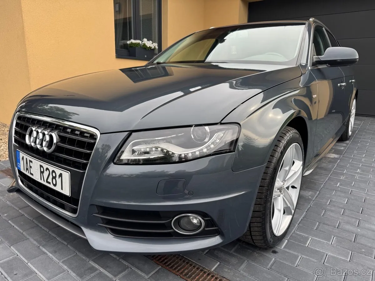 Audi A4 2010 photo 3