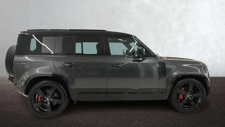 Land Rover Defender 2025 photo 5