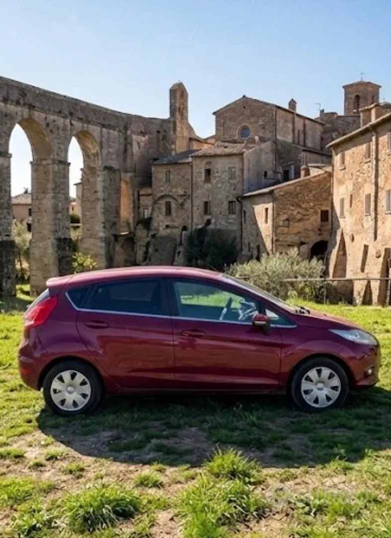 Ford Fiesta 2015 photo 3