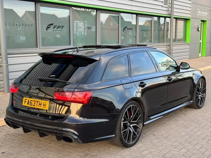 Audi Rs6 Avant 2016 photo 2