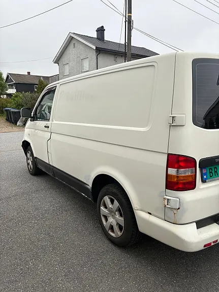 Volkswagen Transporter 2008 photo 2