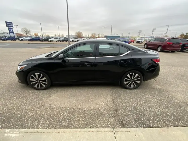 Nissan Sentra 2022 photo 4