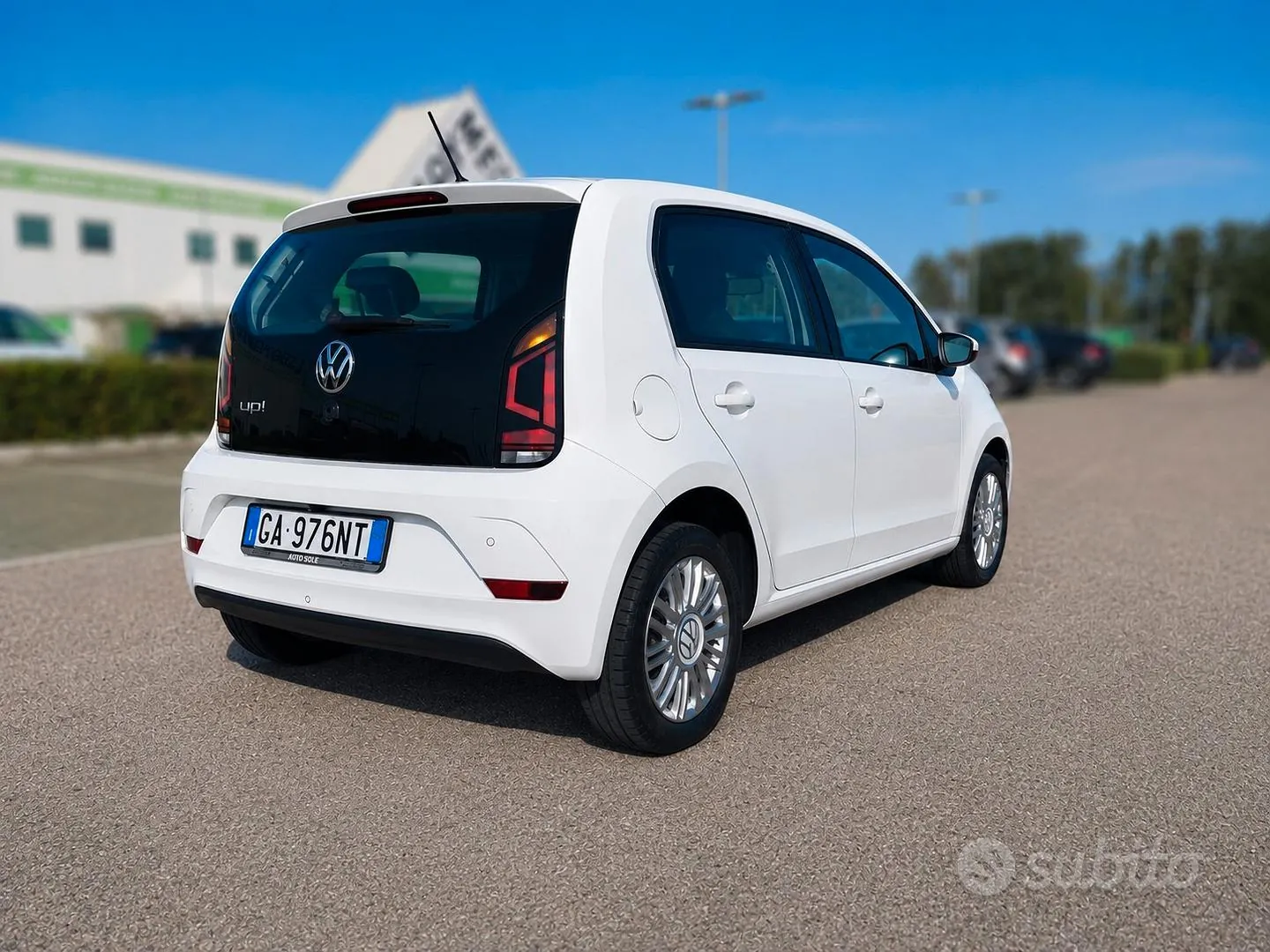 Volkswagen Up 2020 photo 5