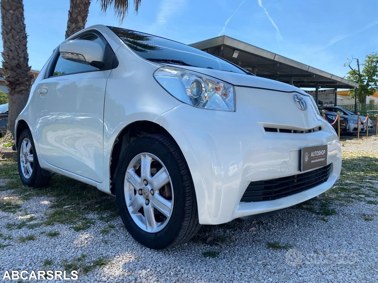 Toyota Iq 2009 photo 5