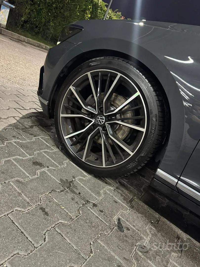 Volkswagen Passat 2018 photo 3