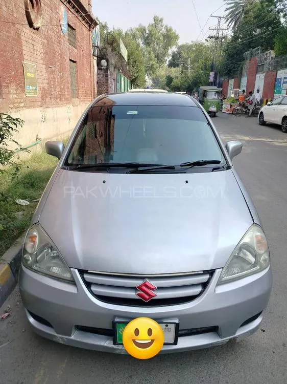 Suzuki Liana