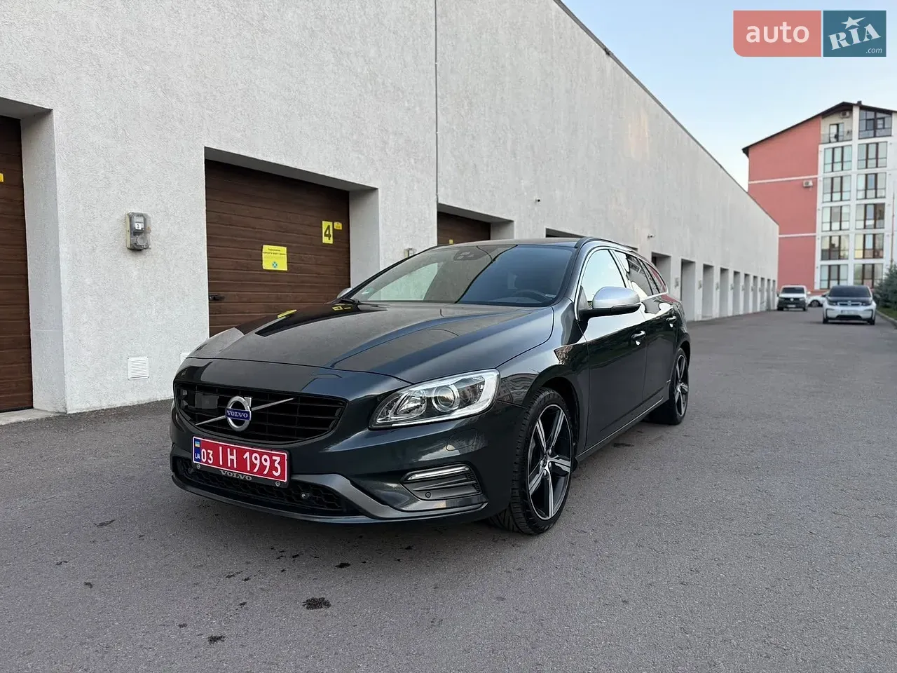 Volvo V60 2017 photo 2