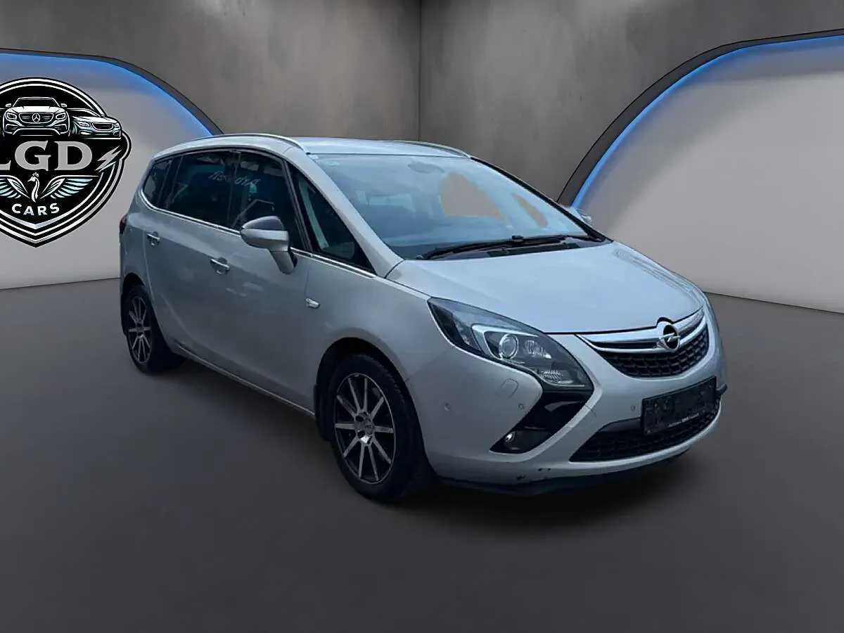 Opel Zafira 2013 photo 2