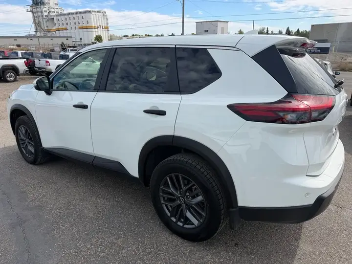 Nissan Rogue 2024 photo 4