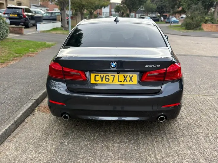 BMW 5 Series 2017 photo 4