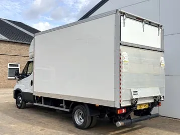 Iveco Daily 2022 photo 2