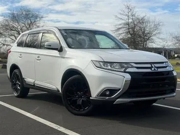 Mitsubishi Outlander 2015 photo 3
