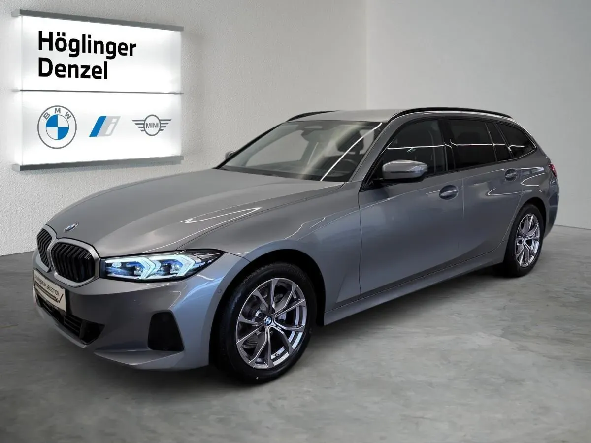 BMW 3 Series 2024 photo 2