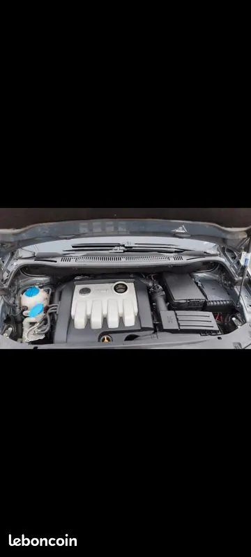 Volkswagen Touran 2004 photo 3