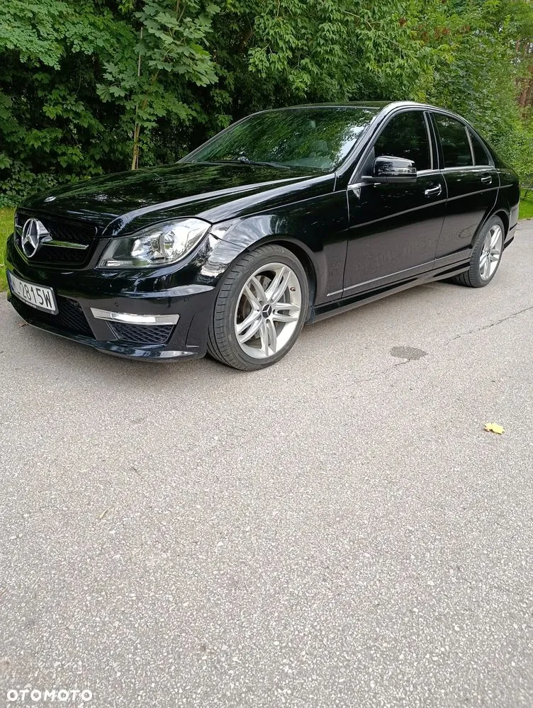 Mercedes-Benz C-Class 2012 photo 4