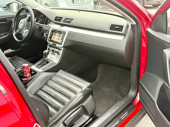 Volkswagen Passat Alltrack 2014 photo 2