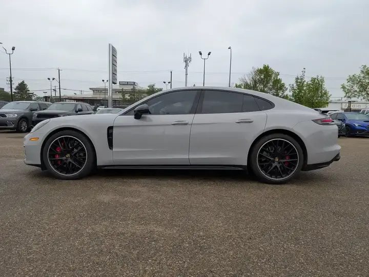 Porsche Panamera 2019 photo 3