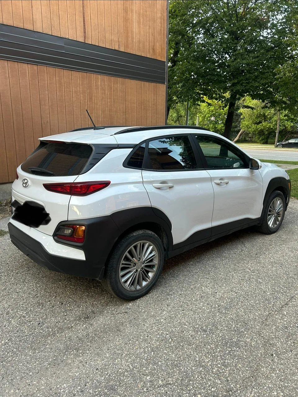Hyundai Kona 2021 photo 2