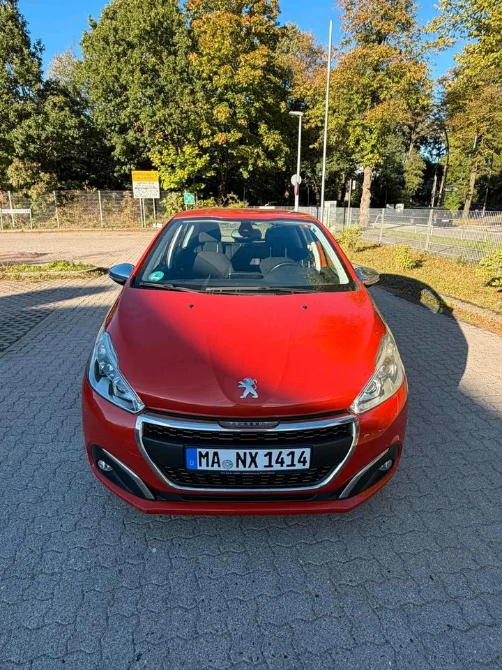 Peugeot 208