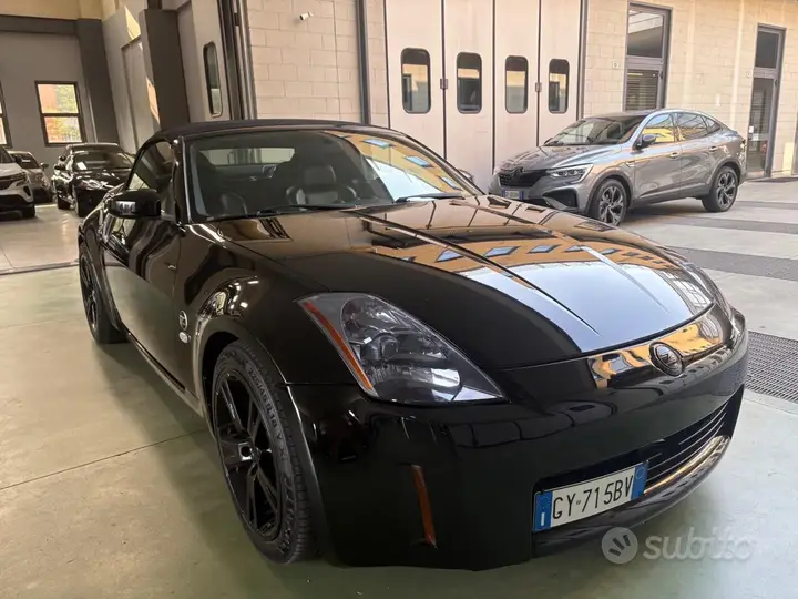 Nissan Z 2005 photo 2
