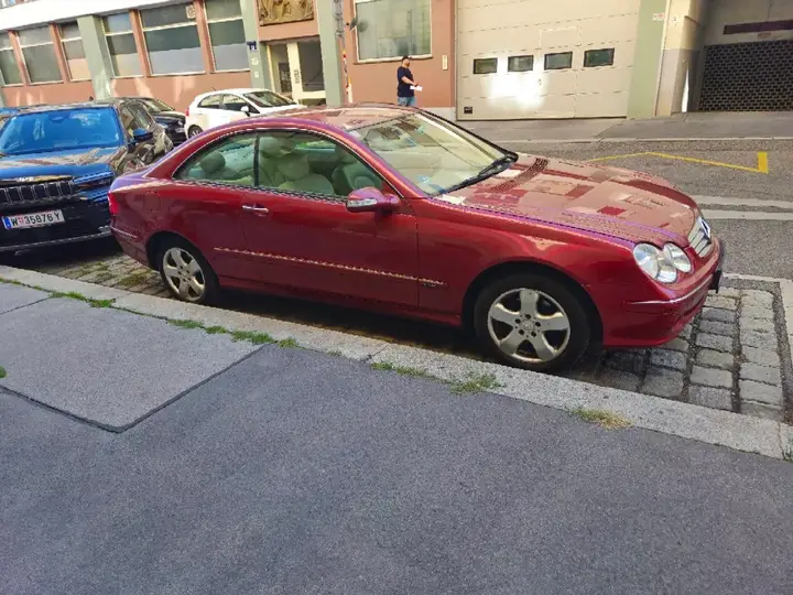 Mercedes-Benz Clk-Class