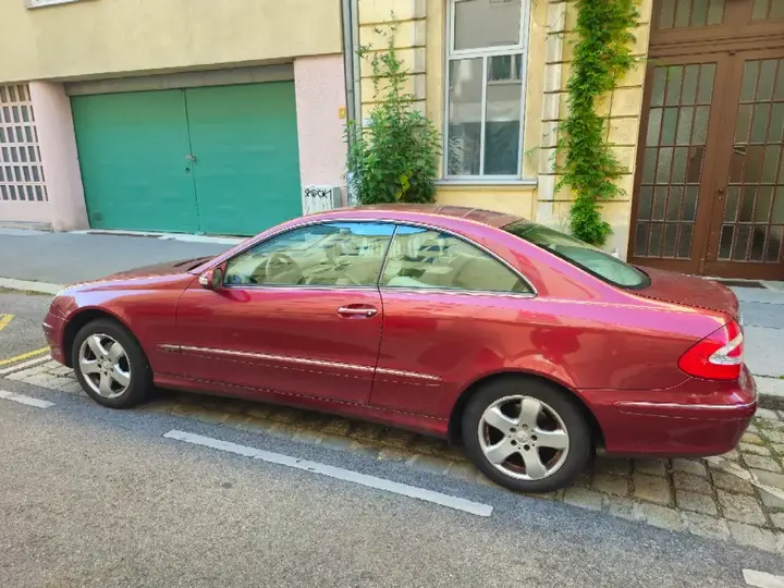 Mercedes-Benz Clk-Class 2003 photo 2