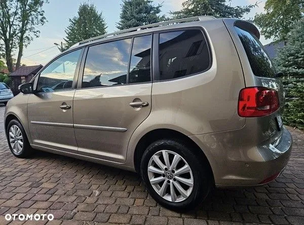 Volkswagen Touran 2014 photo 5