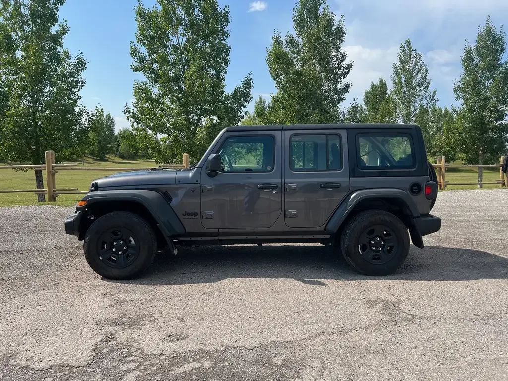 Jeep Wrangler 2025 photo 4