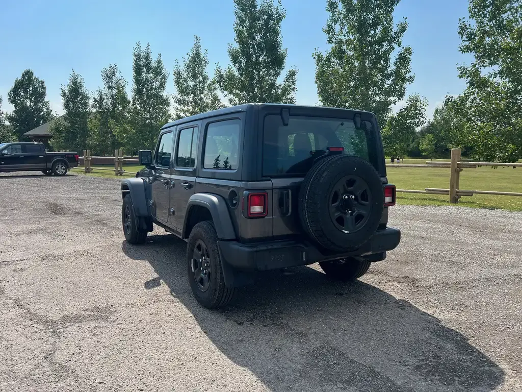 Jeep Wrangler 2025 photo 5