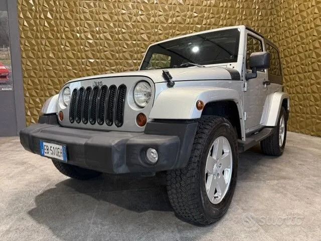 Jeep Wrangler Unlimited 2011 photo 4