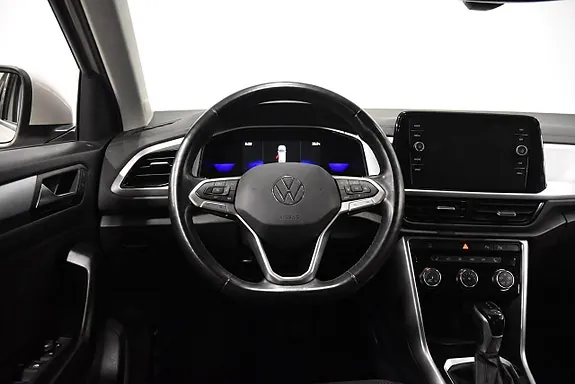 Volkswagen T-Roc 2022 photo 2