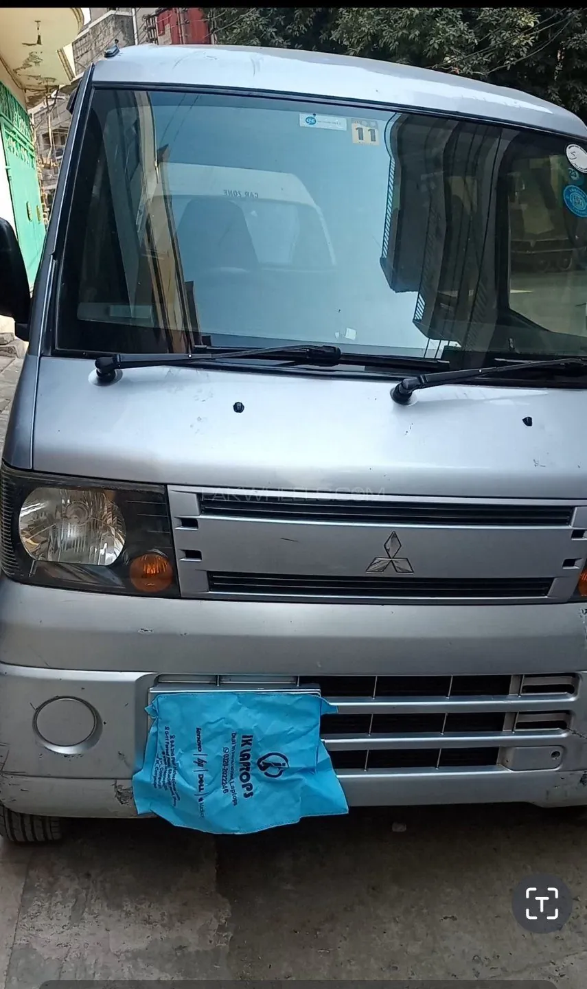 Mitsubishi Minicab