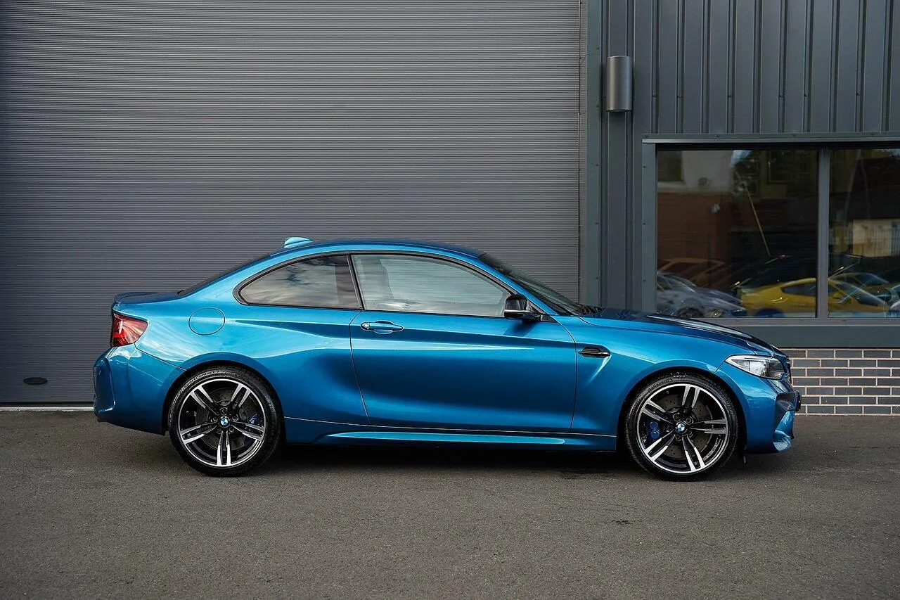 BMW M2 2017 photo 3