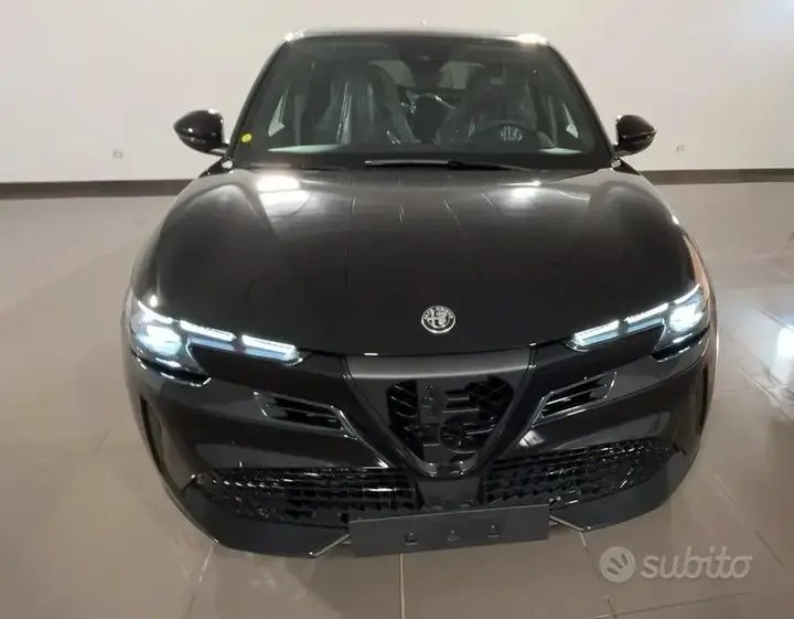 Alfa Romeo Junior 2026 photo 3