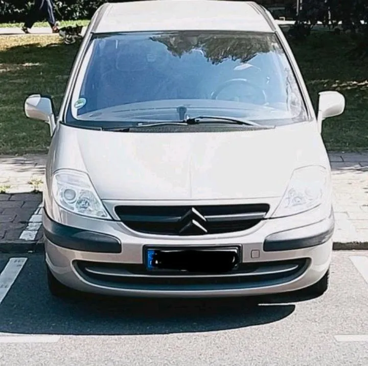 Citroen C8