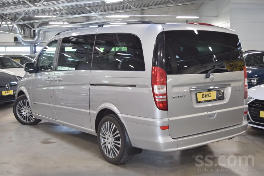 Mercedes-Benz Viano 2014 photo 2