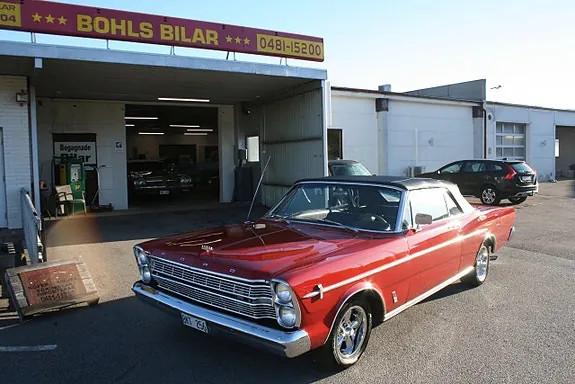 Ford Galaxie 1966 photo 2