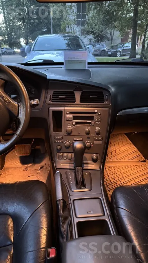 Volvo V70 2002 photo 4