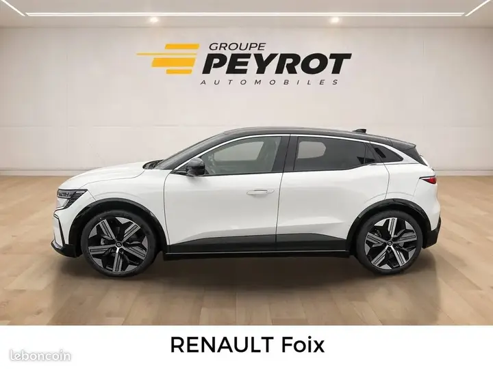 Renault Megane 2024 photo 3
