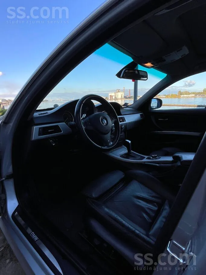 BMW 330D 2008 photo 3