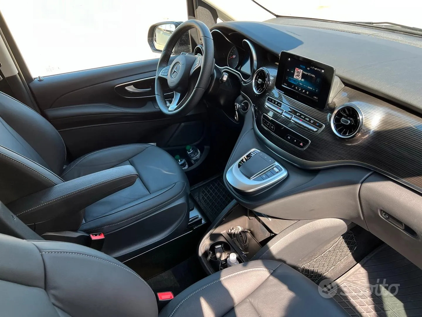 Mercedes-Benz V-Class 2021 photo 5