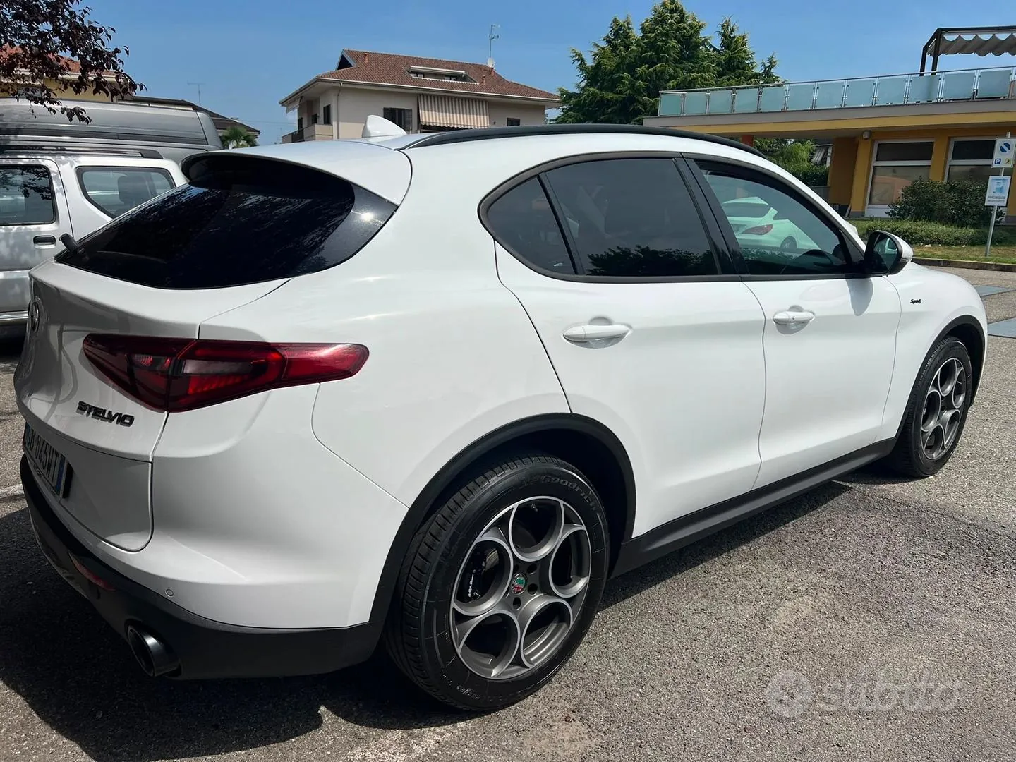 Alfa Romeo Stelvio 2021 photo 4