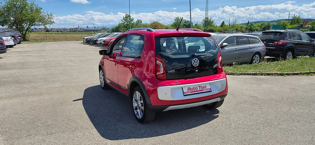 Volkswagen Up 2014 photo 3