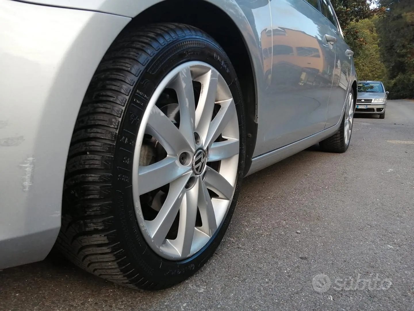 Volkswagen Golf 2012 photo 4