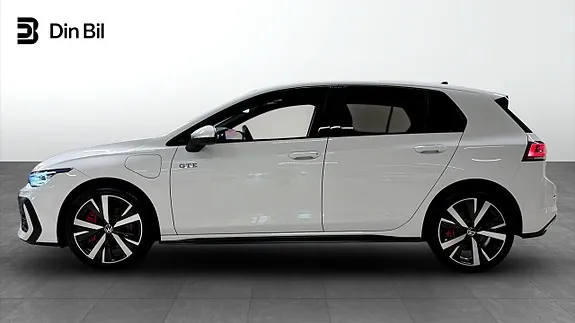 Volkswagen Golf I 2024 photo 2
